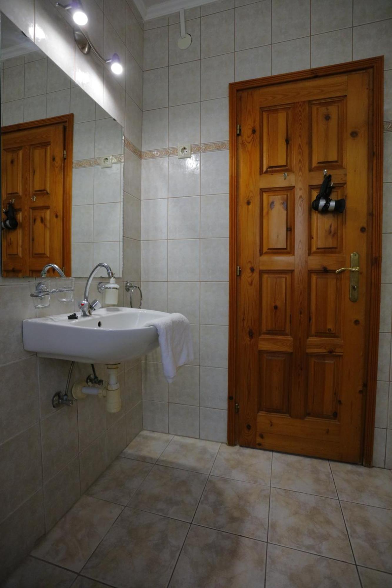 Hotel Szent Istvan Еґер Екстер'єр фото